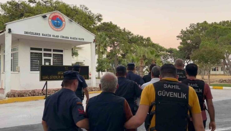 Antalya Balıkçı Barınağı’nda ’rüşvet’ operasyonu: 7 gözaltı