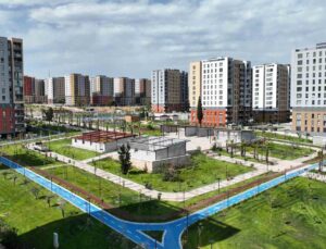 Antalya Büyükşehir’in Kentsel Dönüşüm Projesi’nde bin 68 konut daha sahiplerine teslim ediliyor