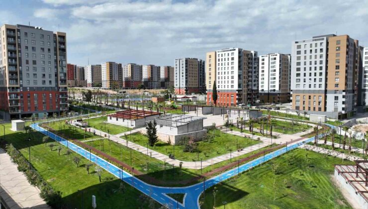 Antalya Büyükşehir’in Kentsel Dönüşüm Projesi’nde bin 68 konut daha sahiplerine teslim ediliyor