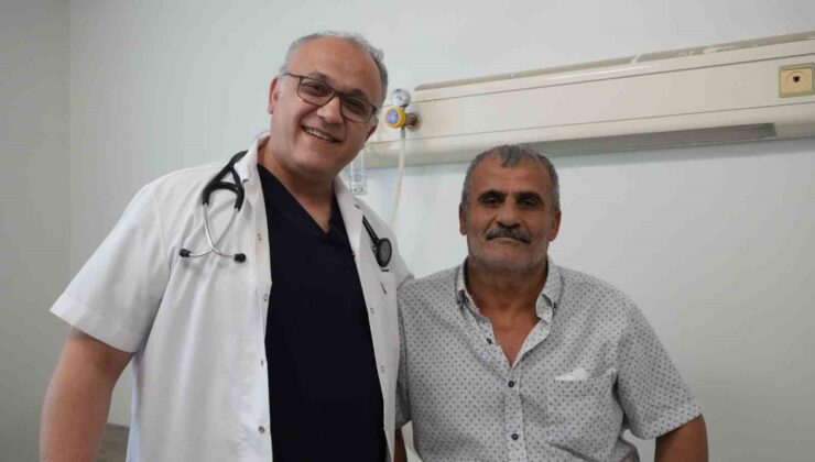 Antalya’da kalplere ‘minimal’ dokunuş: “Göğüs kafesindeki kemikler kesilmeden bypass”