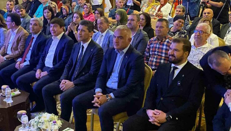 Bakan Ersoy: “Antalya’ya gelen turist sayısı 15 milyonu aştı, yüzde 8’lik artış sağladık”