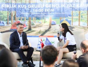 Başkan Kara yaz kampında gençlerle buluştu