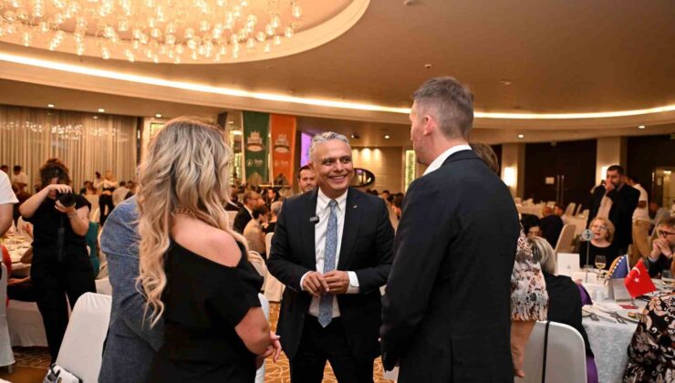 Başkan Uysal: “İnsanlığın geçmişi insanlığın geleceğine ışık tutmalı”