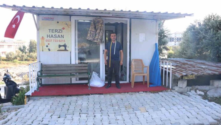 Depremzede terzi, hayat mücadelesini konteyner iş yerinde 5 çocuğunun geleceği için sürdürüyor