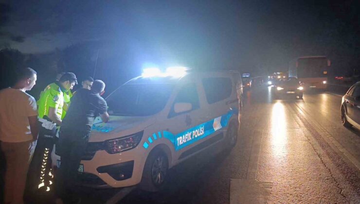 Hafif ticari araç ile motosiklet çarpıştı: 1 ağır yaralı