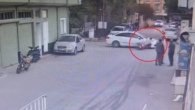 Hatay’da otomobil ile motosikletin çarpışma anı kamerada