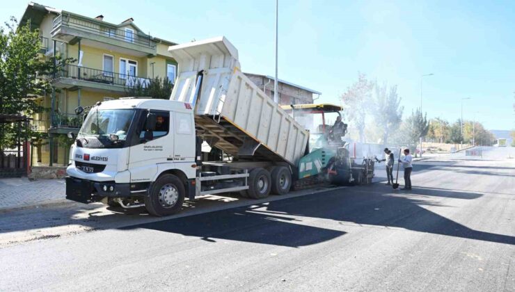 Isparta’da asfalt çalışmaları devam ediyor