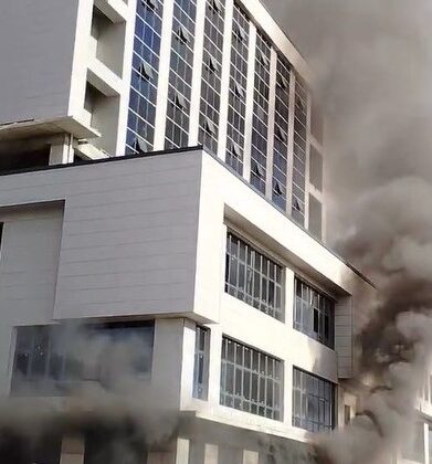 Kahramanmaraş’ta hastane inşaatında korkutan yangın