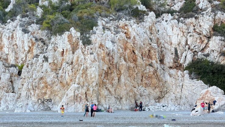Kayalıklara tırmanan Alman turist metrelerce yükseklikten düşerek hayatını kaybetti