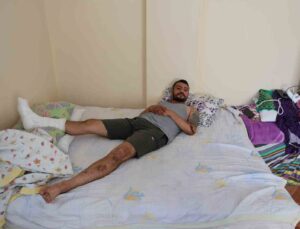 Kazadan sonra arabalarının derdine düşmüşlerdi, hastaneye gidip yaralı sürücüden para istediler