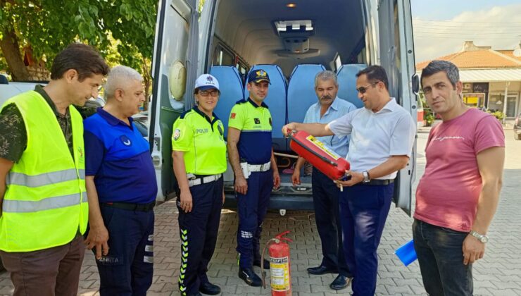 Kemer’de servis araçlarına sıkı denetim