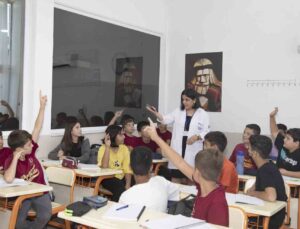Kurs Merkezleri öğrencileri geleceğe hazırlıyor