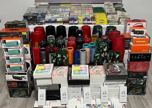 Markette bandrolsüz sigara ve tütün mamulleri ele geçirildi