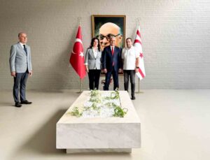 Muratpaşa Belediye Başkanı’ndan KKTC’de çarpıcı mesajlar