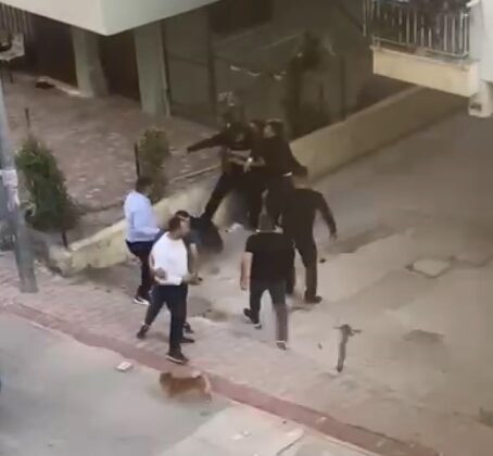 Park tartışmasında cami imamını dövüp hastanelik ettiler