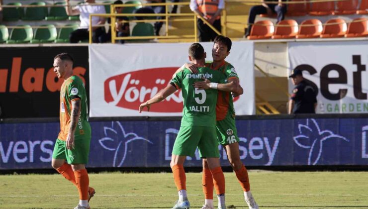 Trendyol Süper Lig: Alanyaspor: 1 – Antalyaspor: 0 (İlk yarı)