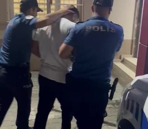 Yüreğir polisi 17 yıl hapisle aranan firari hükümlüyü yakaladı