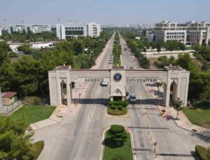 Akdeniz Üniversitesi URAP sıralamasında yükseldi