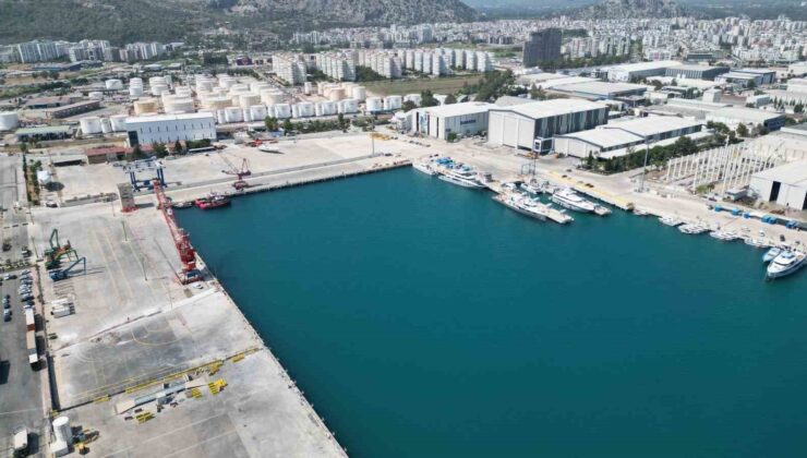 Antalya Serbest Bölge’nin yıllık ticaret hacmi ortalama 1,1 milyar dolara ulaştı