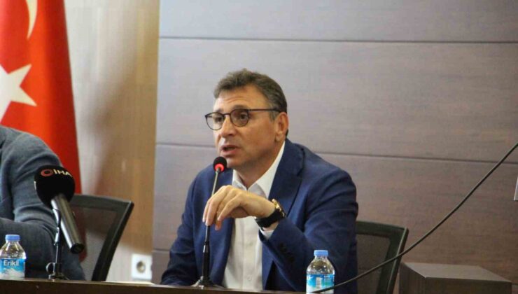 Çöp kovası dururken yerlere atılan izmariti gören başkan cezayı duyurdu