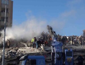 Depremde yıkılan Bilge sitesi davasında geçmiş dönem Osmaniye belediye başkanı Kara tutuklandı