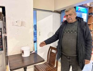‘Dışarısı çok soğuk, içeri geçebilir miyim’ diyen kadın, esnafın 10 bin lirasını ve cep telefonunu çaldı