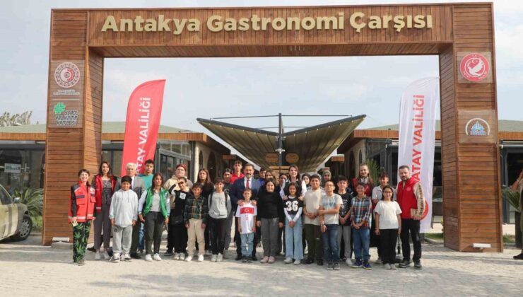 Gastronomi çarşısı ‘Yüreğimizdeki Işık’ projesi kapsamında depremzede çocukları ağırladı