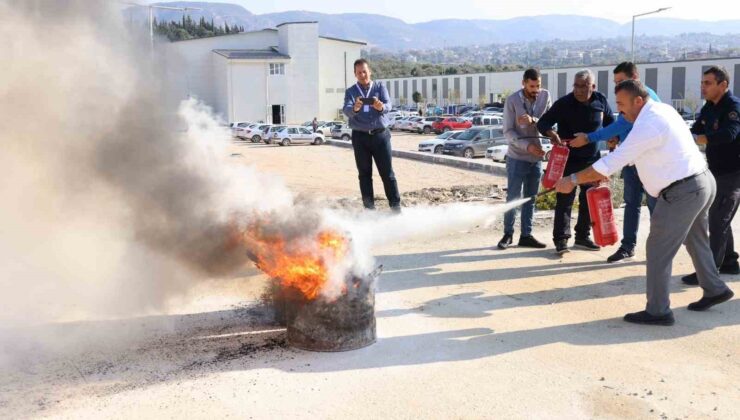 Hastane personeline yangın eğitimi verildi