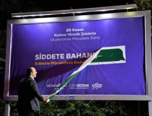 Kadına şiddetin bahanelerini söküp attılar