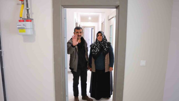 Kahramanmaraşlı depremzede: “Hayalimizdeki bir ev, böyle bir ev alamazdık”