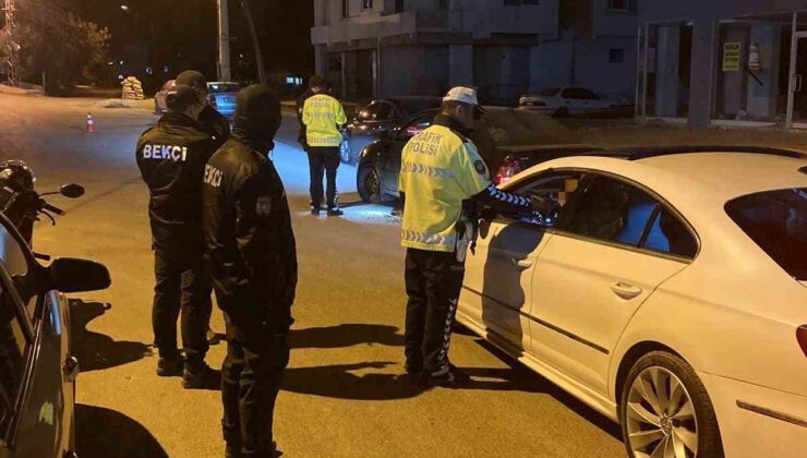 Kozan’da huzur güven uygulamalarında 7 hükümlü yakalandı