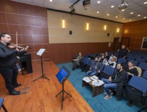 Mersin Büyükşehir Belediyesine yeni sanatçılar alınacak