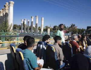 Mersin’de üniversite öğrencileri için kent tanıtım turu düzenleniyor