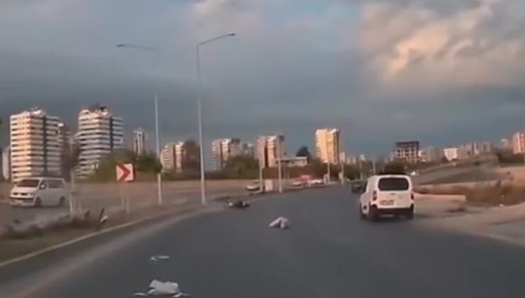 Motosiklet refüje çarptı: 2 yaralı