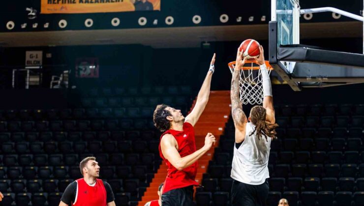 MSK, A. Efes karşısında galibiyeti hedefliyor