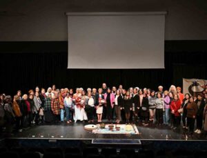 Muratpaşa Belediye Başkanı Ümit Uysal’dan şiddete karşı çözüm çağrısı