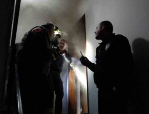 Yanık kokusuyla fark edilen yangın, itfaiyeyi alarma geçirdi