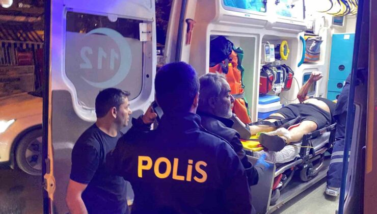 Yolun karşısına geçmeye çalışırken otomobilin çarpmasıyla yaralandı
