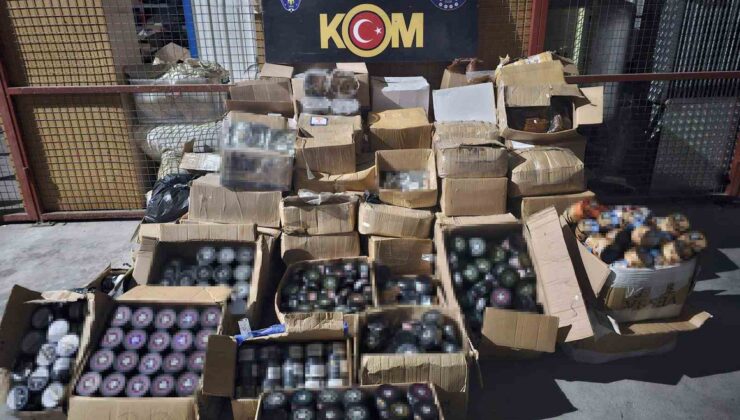 Adana’da 2 ton 80 kilogram kaçak nargile tütünü ele geçirildi