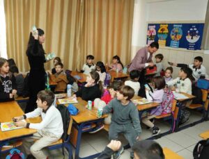 Alanya Belediyesi’nin Sıfır Atık eğitimleri sürüyor