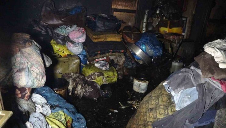 Alanya’da yangın müstakil evi küle çevirdi