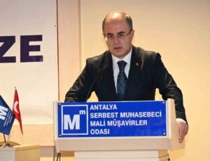 Antalya Defterdarı İlhan Karayılan: “Yurt dışına çıkış harcında yeni dönem başlıyor “