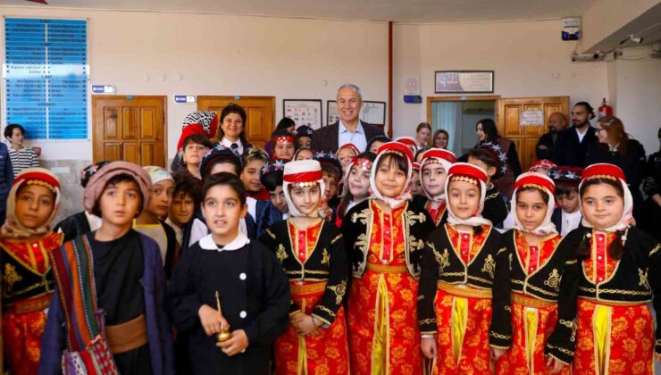 Başkan Özçelik, hayırsever babasının anıldığı vefa programına katıldı