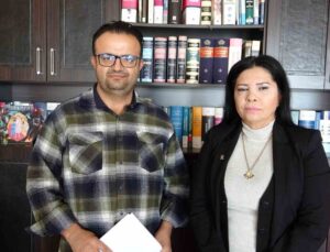 Eski eşinin akıl sağlığının yerinde olduğunu kanıtlamak için 18 yılda 400’e yakın dava açtı