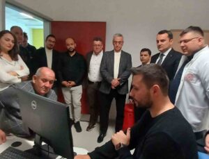 Hayırseverden hastaneye 2 milyon 500 bin TL değerinde cihaz