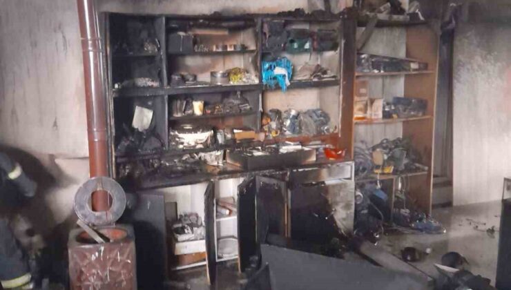 Kahramanmaraş’ta iş yeri yangını