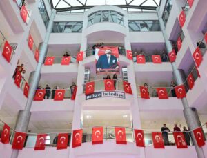 Kepez’de mesai müzikle başlıyor