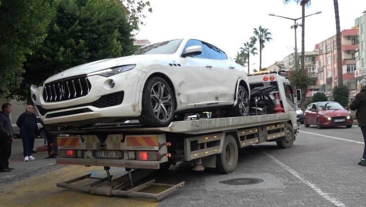 Lüks marka araç, park halindeki otomobillere çarparak durabildi