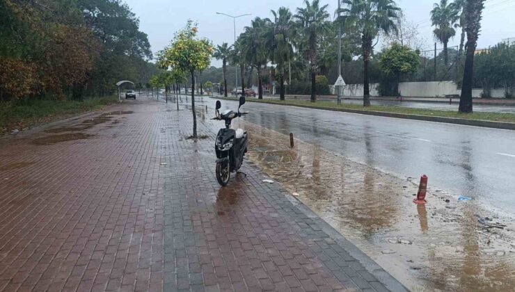 Manavgat’ta devrilen elektrikli bisikletin sürücüsü yaralandı