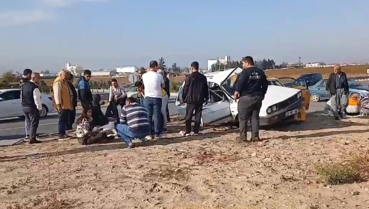 Mersin’de 2 otomobilin çarpıştığı kazada 6 kişi yaralandı